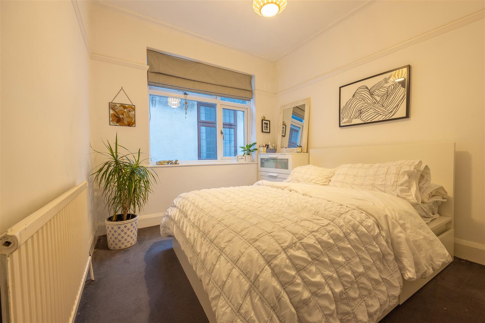 Appointmoor The Ridgeway, Chalkwell